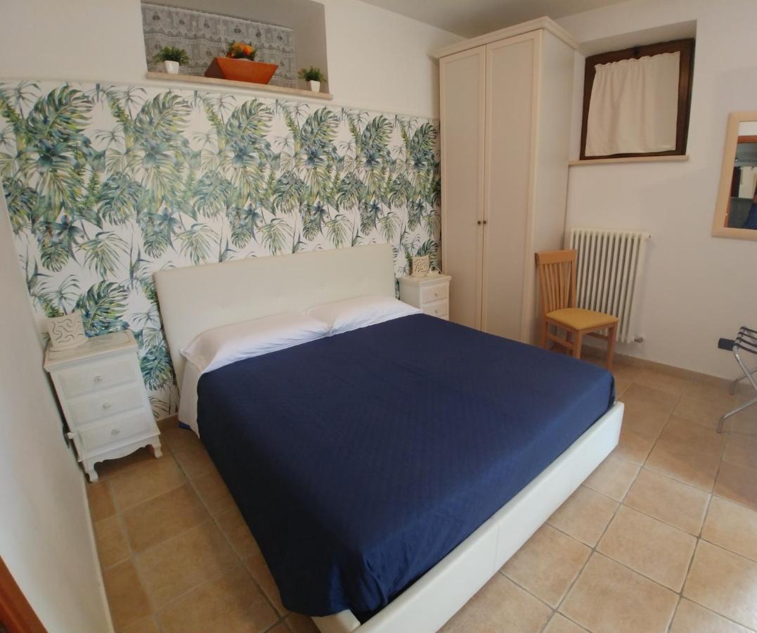 Antico Borgo Piceno Bed & Breakfast Ascoli Piceno Bagian luar foto
