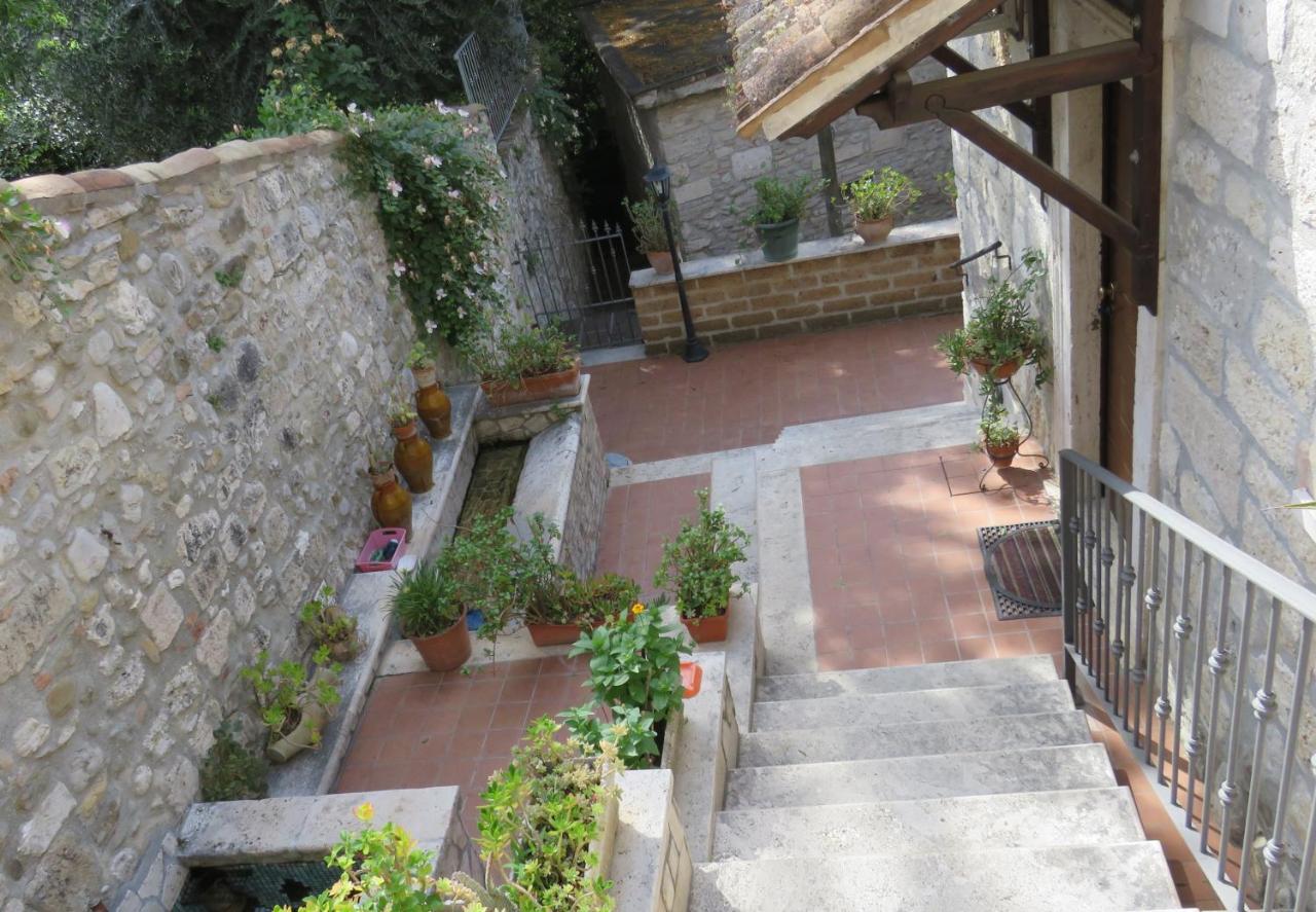 Antico Borgo Piceno Bed & Breakfast Ascoli Piceno Bagian luar foto
